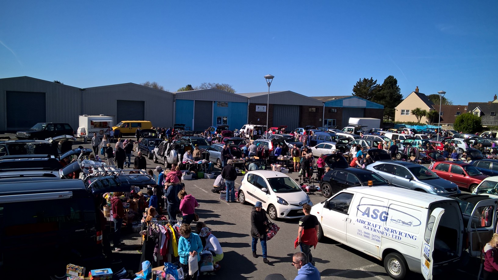 Sunday Car Boot